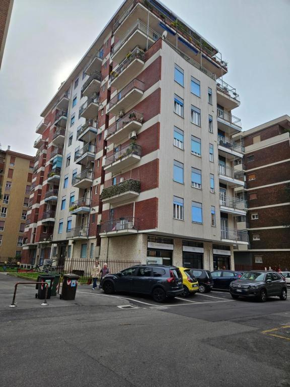 Guesthouse - Metro M1 Sesto Rondo Sesto San Giovanni Esterno foto